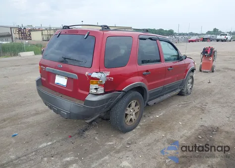 2005 Ford Escape Xlt from USA, damaged, VIN 1FMYU93155KB19623